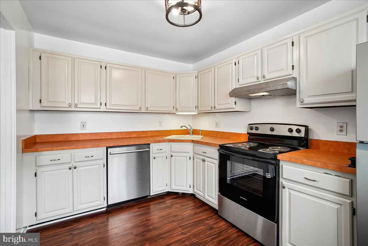 2374 Branleigh Park Ct Property Photo 13