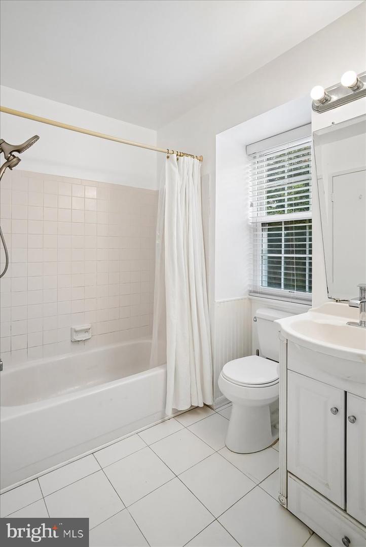 2374 Branleigh Park Ct Property Photo 20