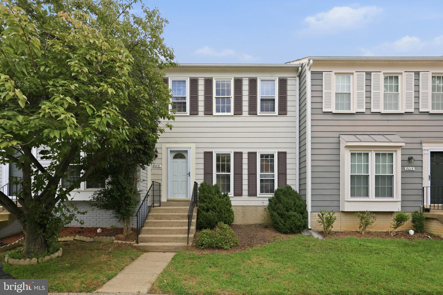 8013 DAYSPRING CT Property Photo 1