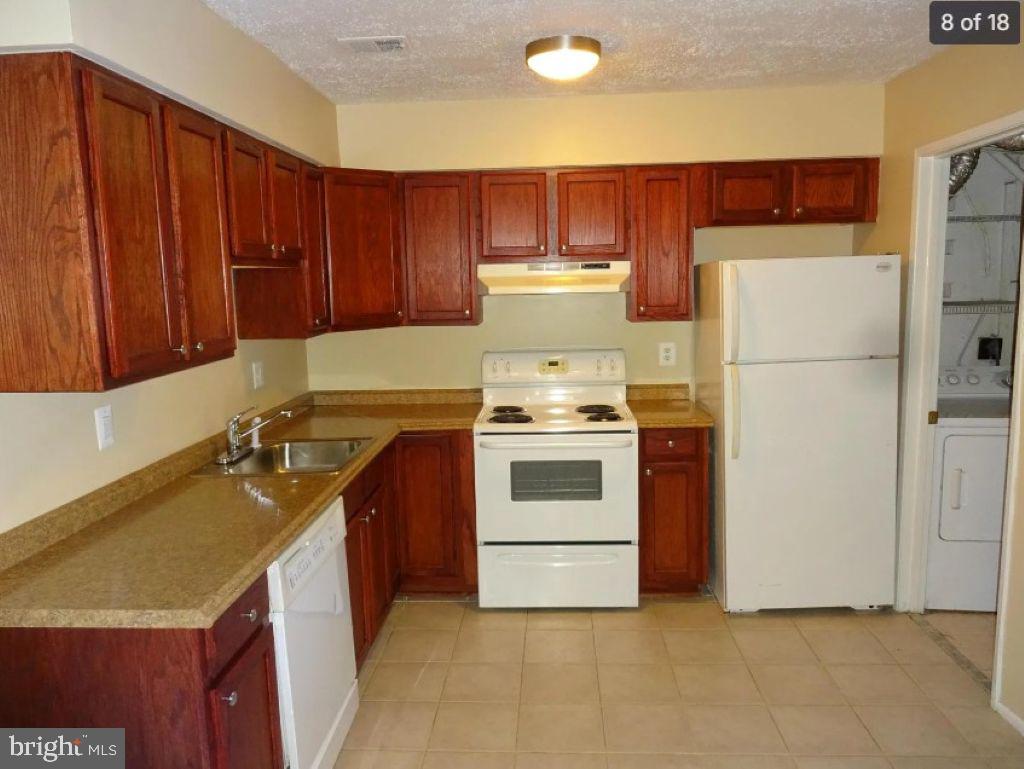 2172 Cartwright Pl Property Photo 8