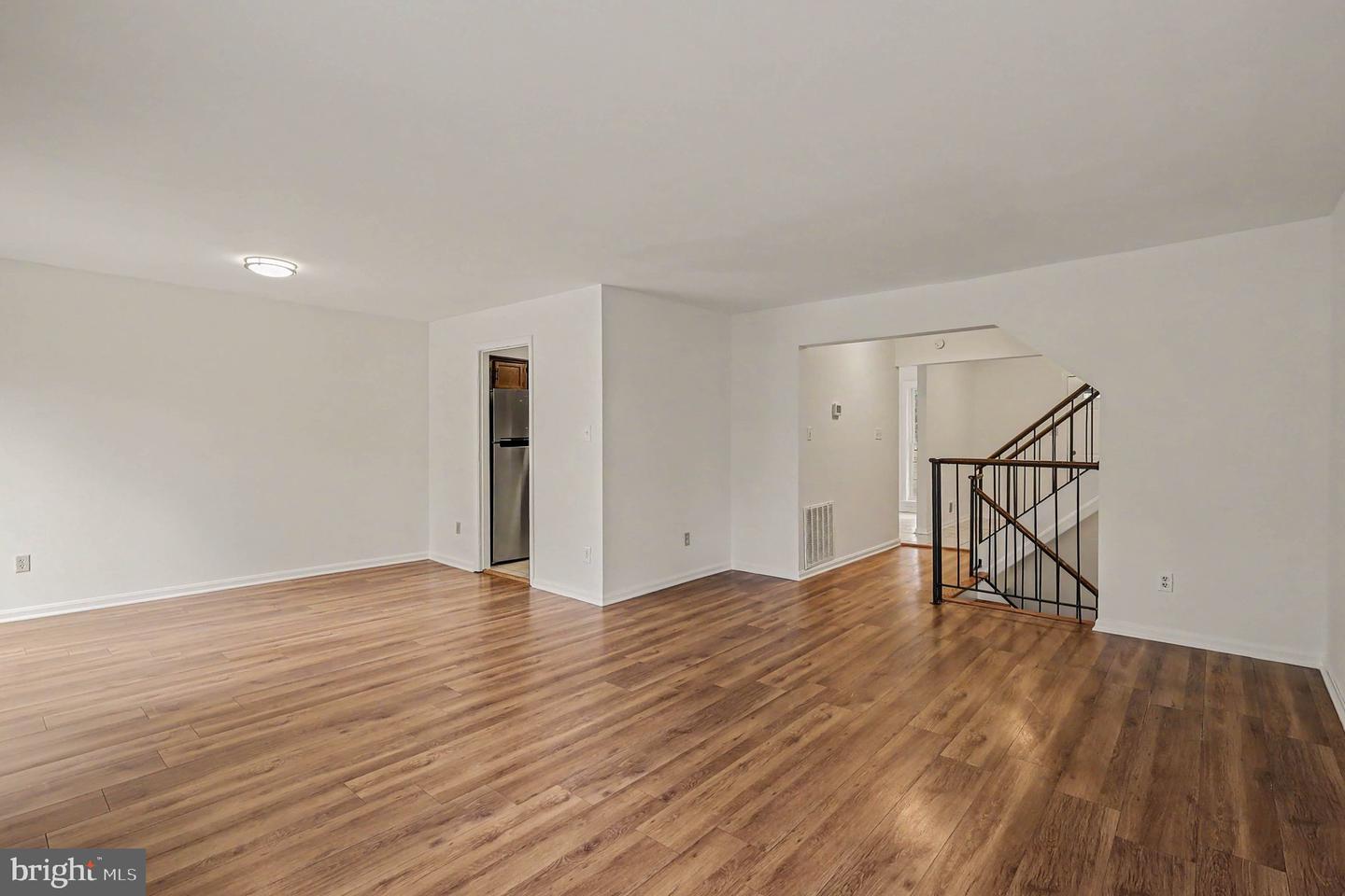 3210 Gemstone Ct Property Photo 11