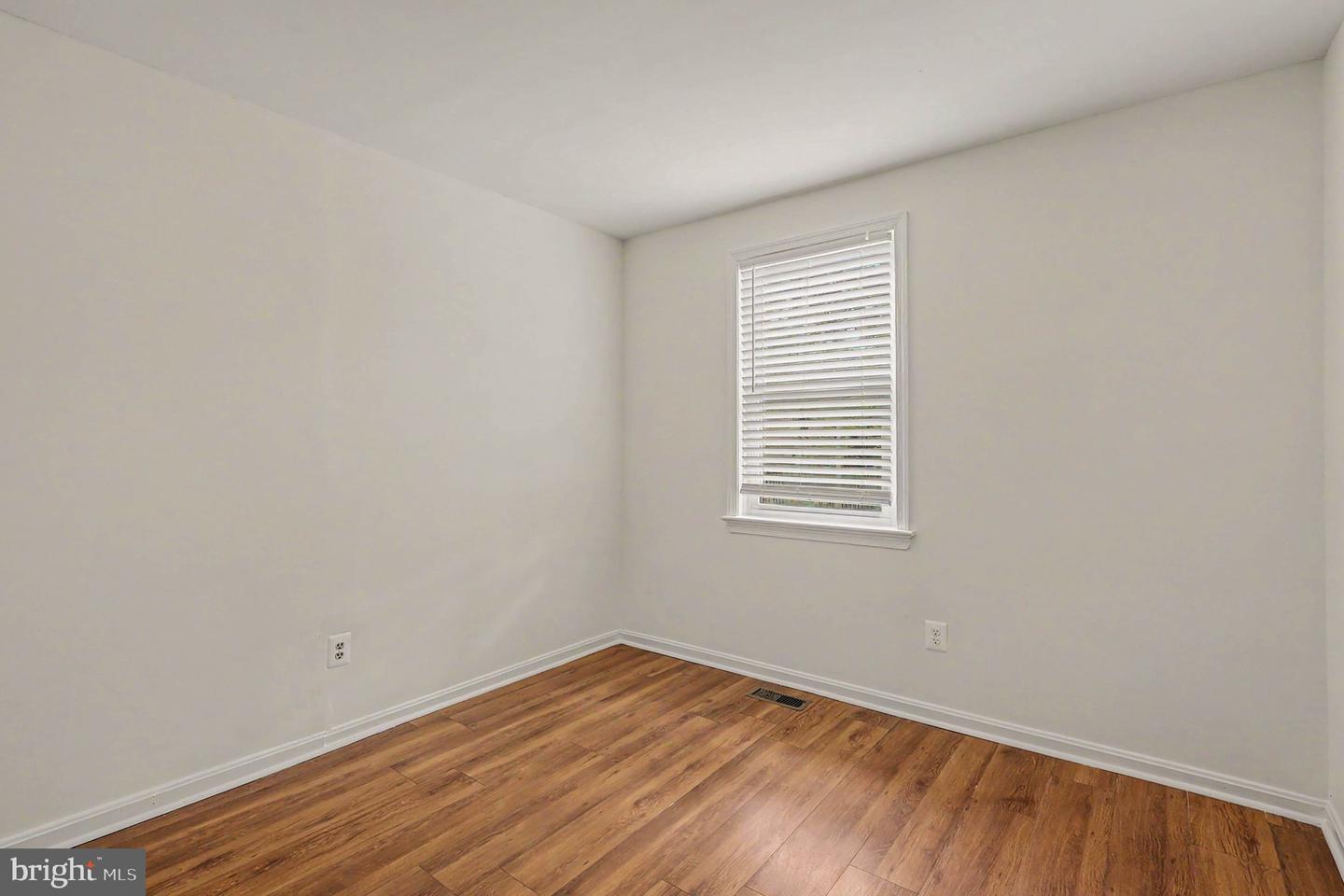 3210 Gemstone Ct Property Photo 17