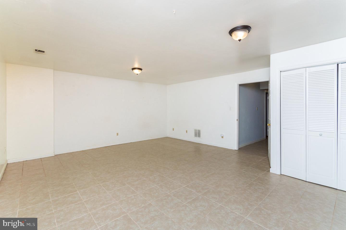 3210 Gemstone Ct Property Photo 21