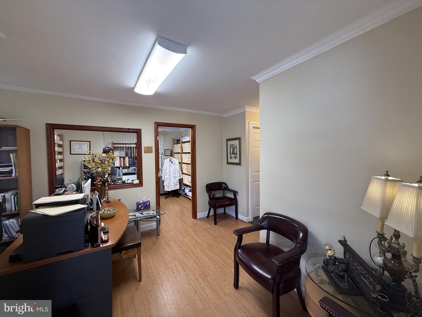 2102 Gallows Rd #d Property Photo 5