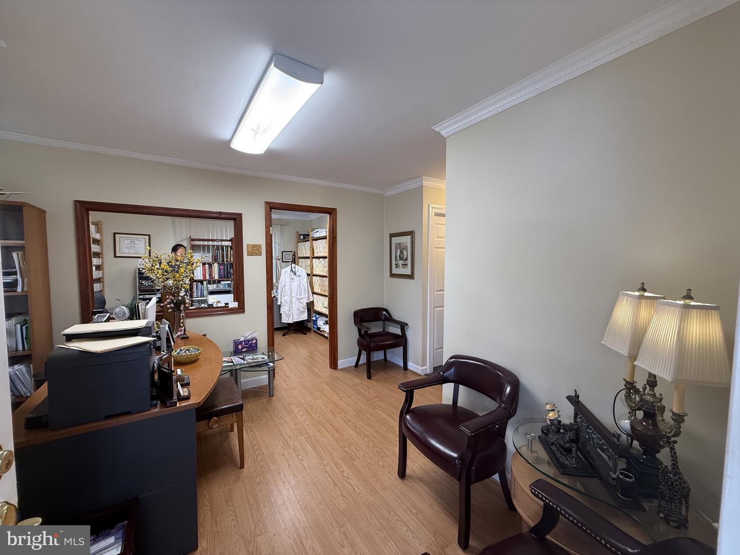 2102 Gallows Rd #d Property Photo 6
