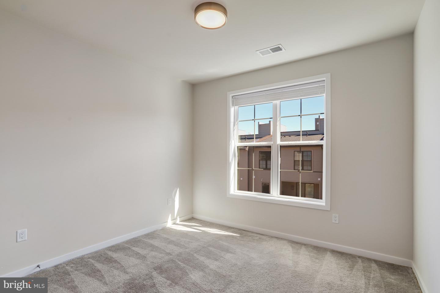 7459 Backett Wood Ter Property Photo 42