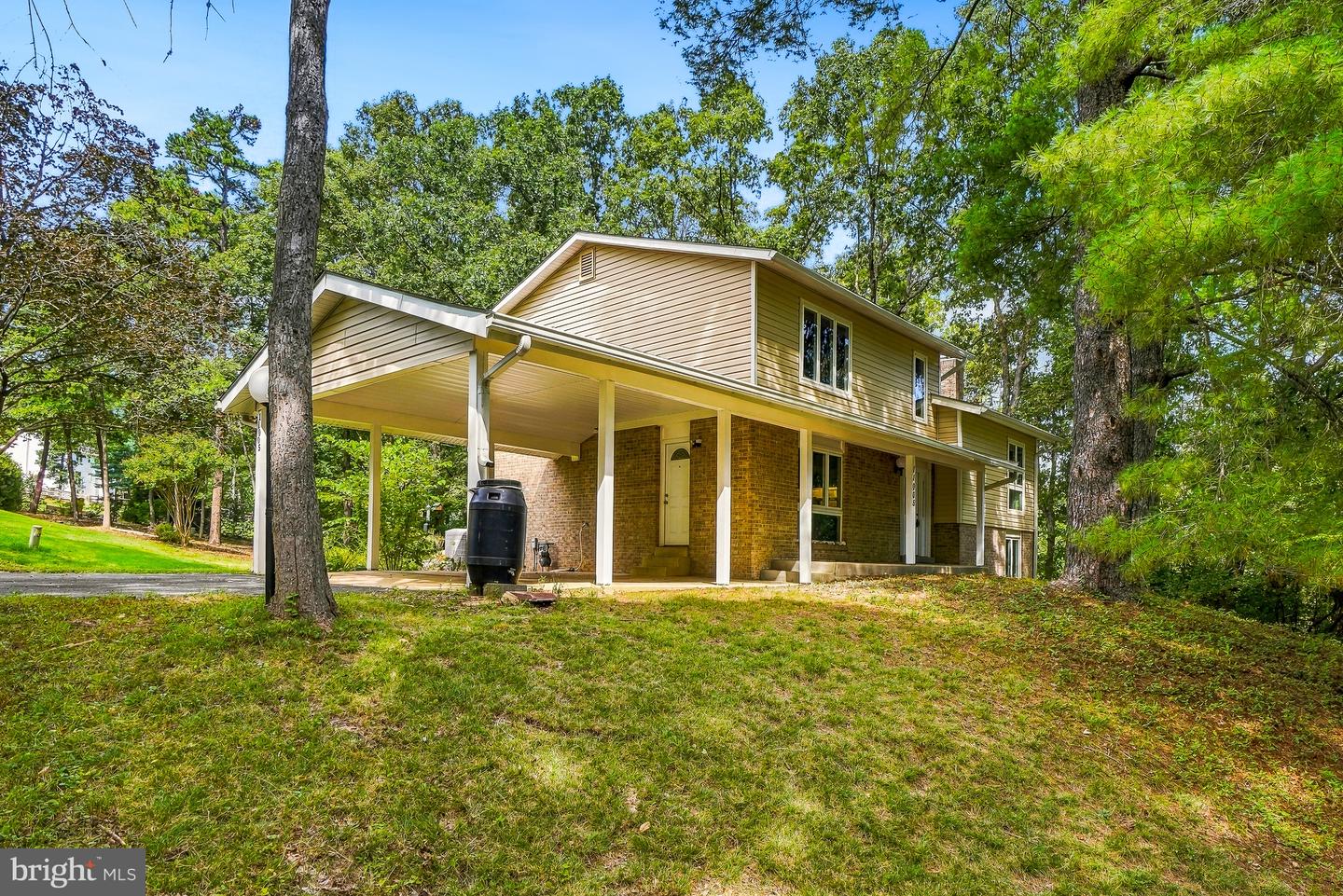 11005 Ring Rd Property Photo 3