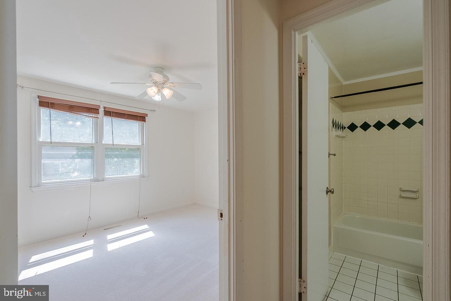 3048 Silent Valley Dr Property Photo 20