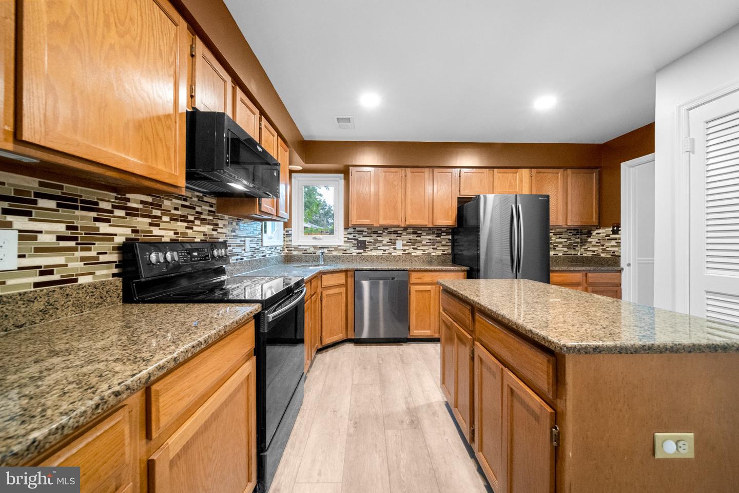 7827 Bold Lion Ln Property Photo 15