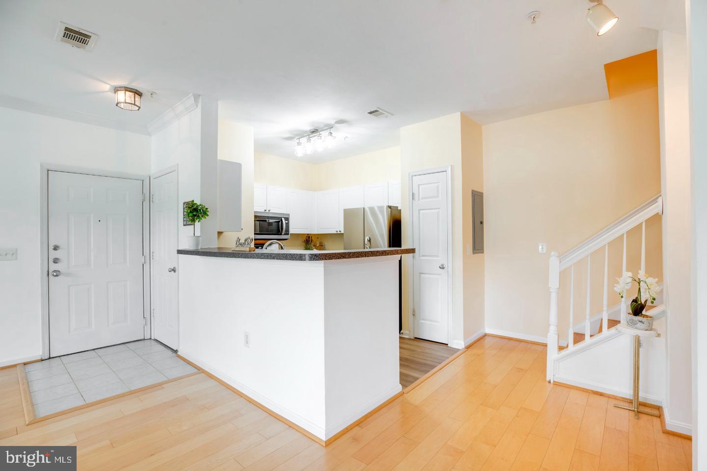 11321 Aristotle Dr #3-303 Property Photo 14