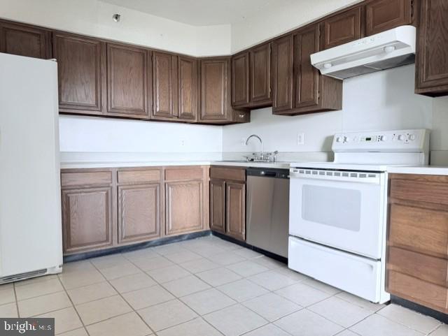 3713 S George Mason Dr S #704 Property Photo 14