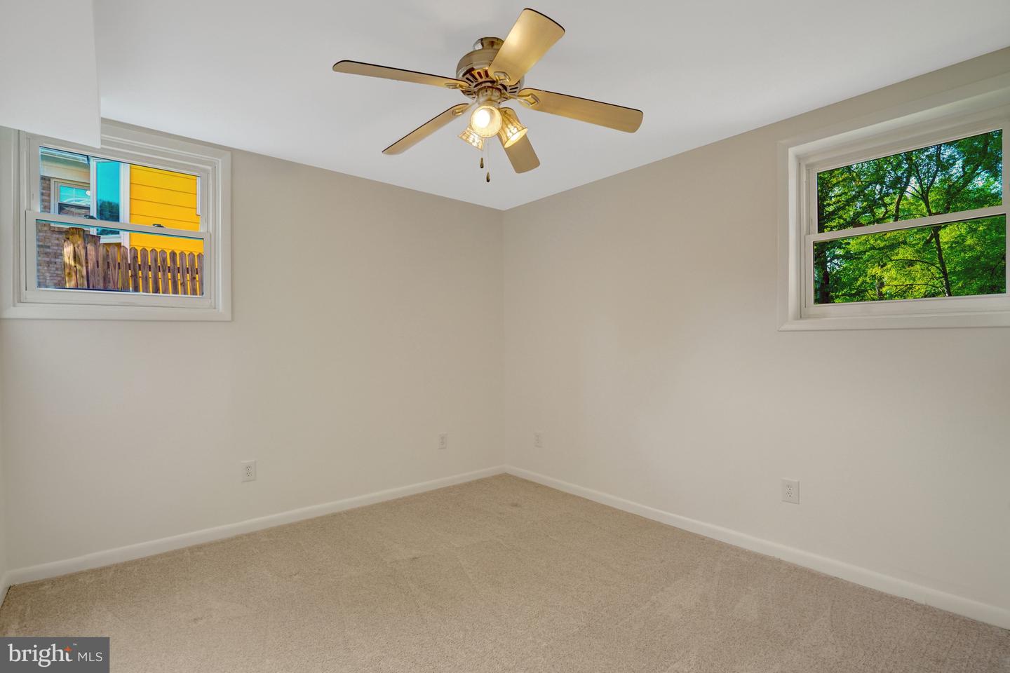 2421 Stirrup Ln Property Photo 49