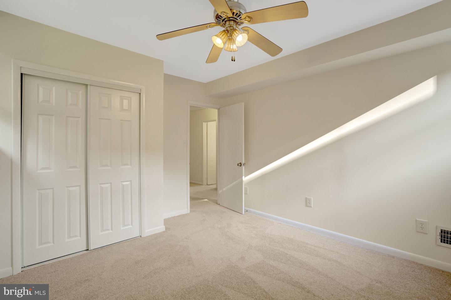 2421 Stirrup Ln Property Photo 50