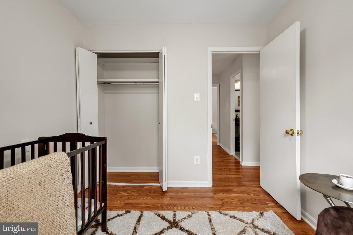 4106 Hamlin Property Photo 24