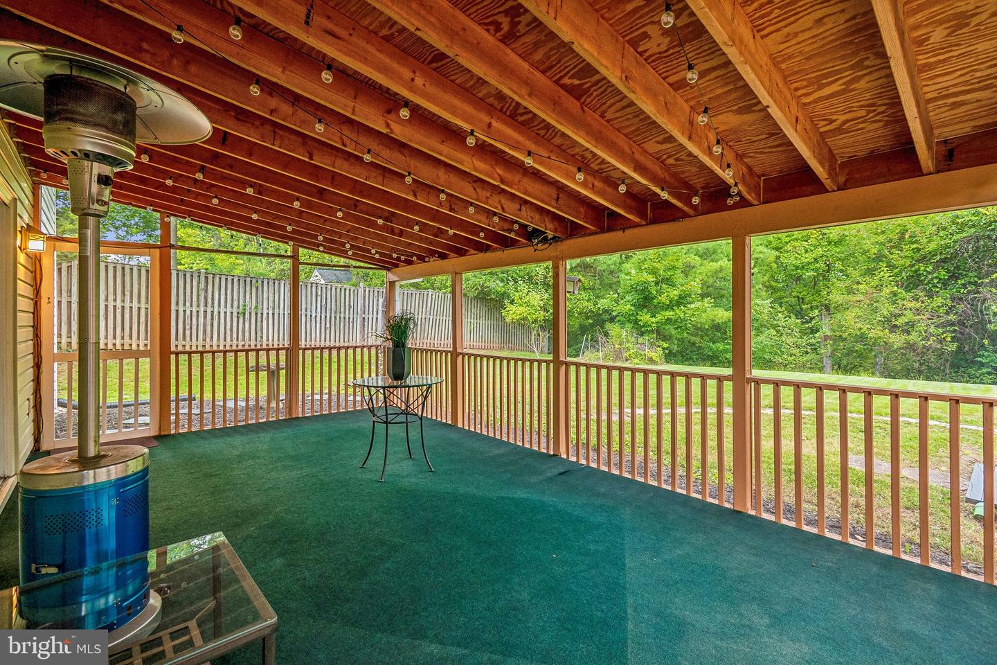 4106 Hamlin Property Photo 27