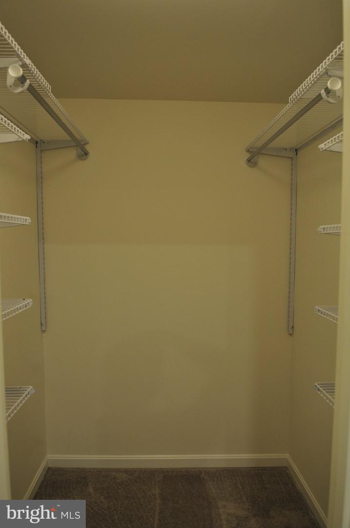 2221 Lovedale Ln #c Property Photo 12