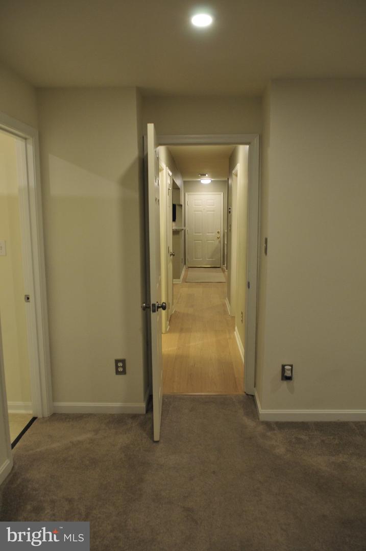 2221 Lovedale Ln #c Property Photo 17