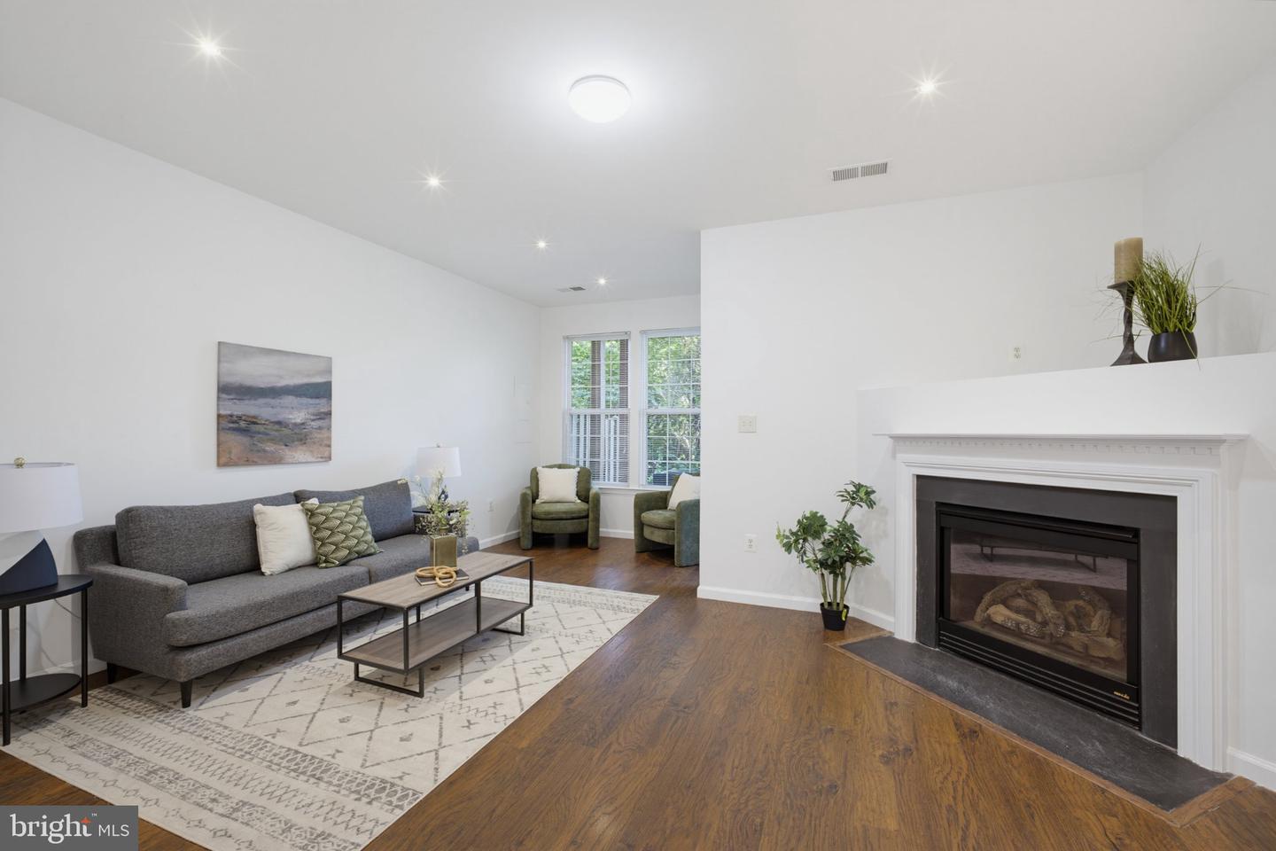 4118 River Forth Dr Property Photo 7