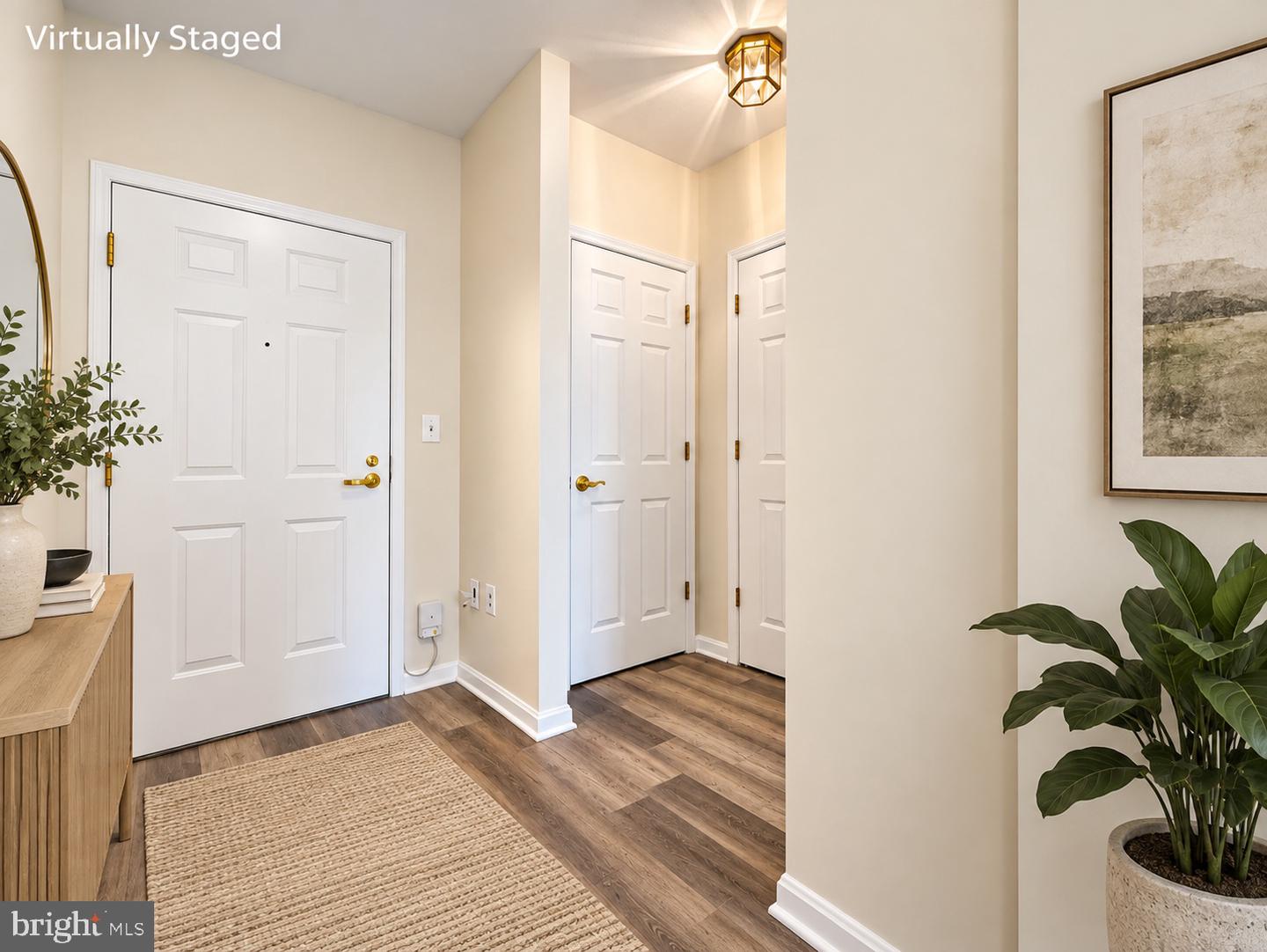 1851 Stratford Park Pl #214 Property Photo 6