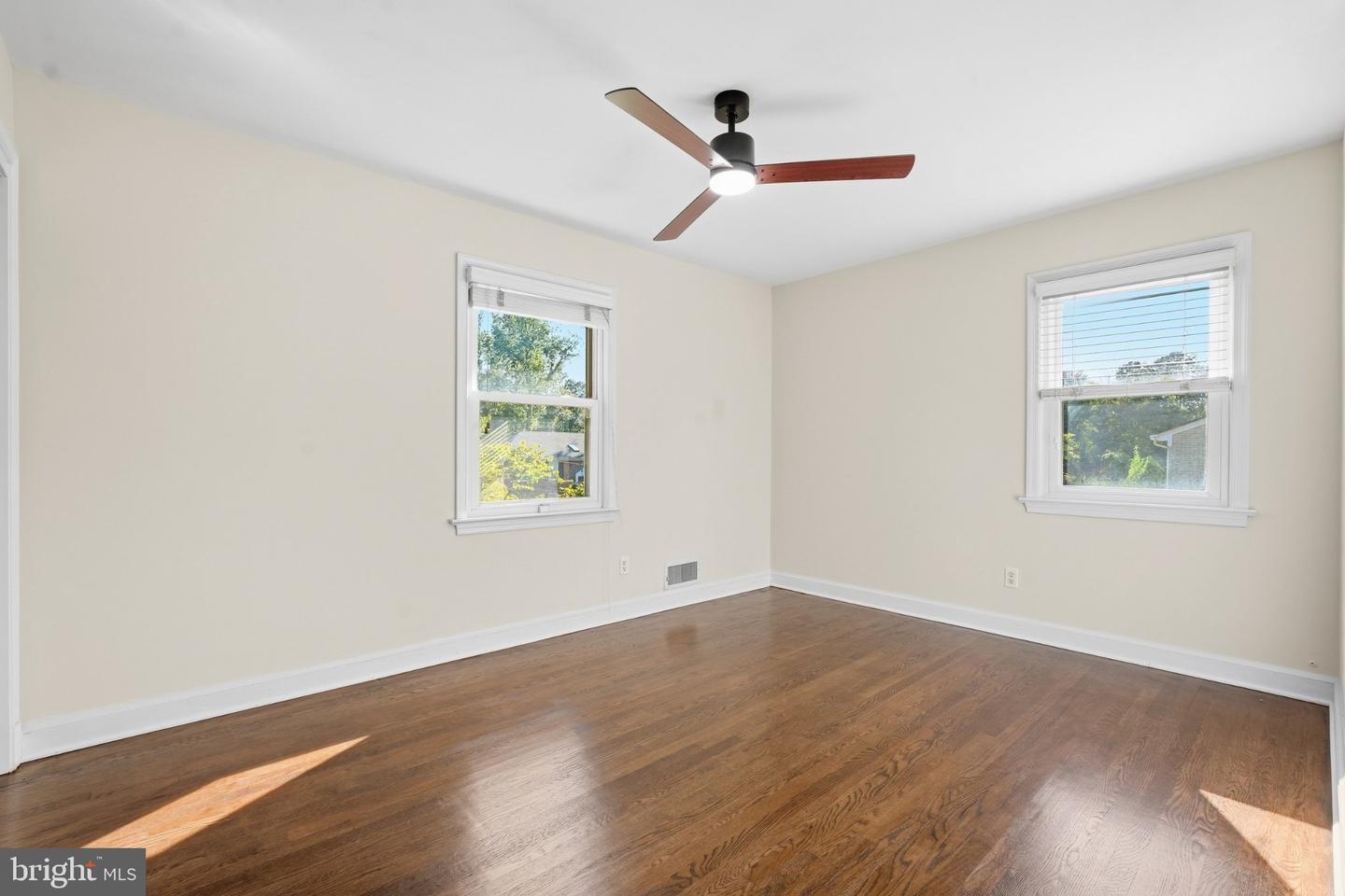 5008 Larno Dr Property Photo 16