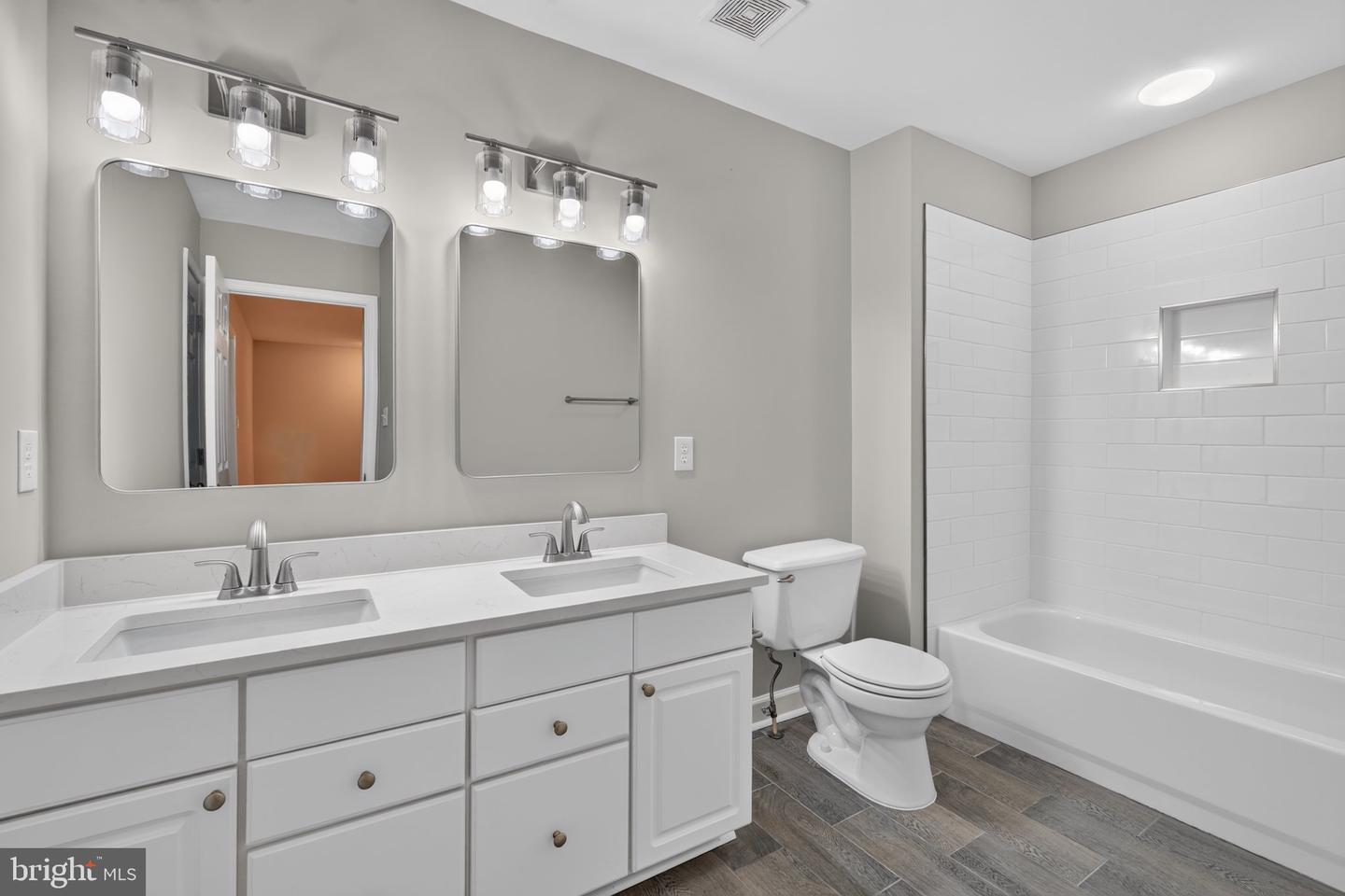6585 Mckenna Way Property Photo 29