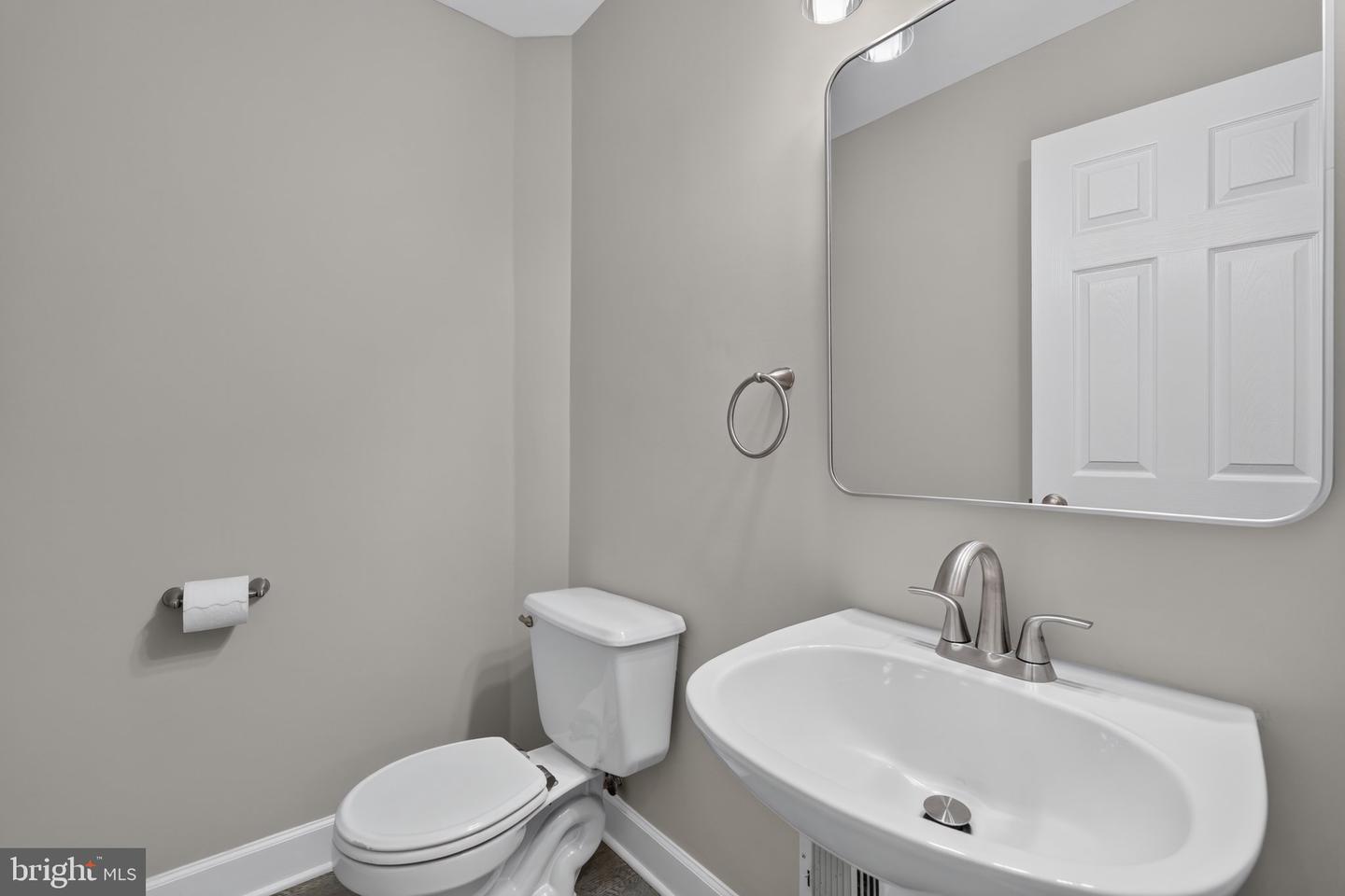 6585 Mckenna Way Property Photo 34