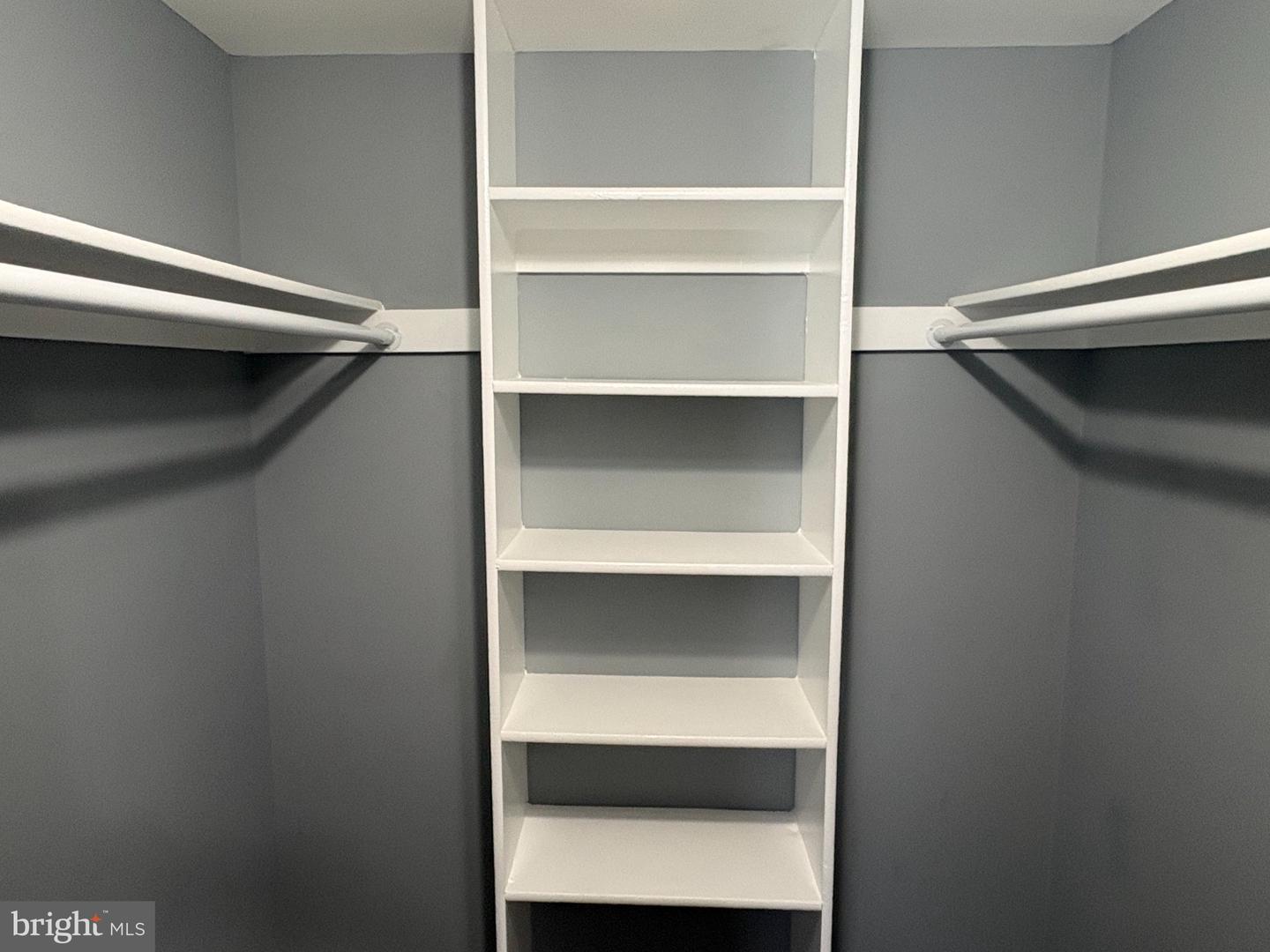 11631 Stoneview Sq #21c Property Photo 8