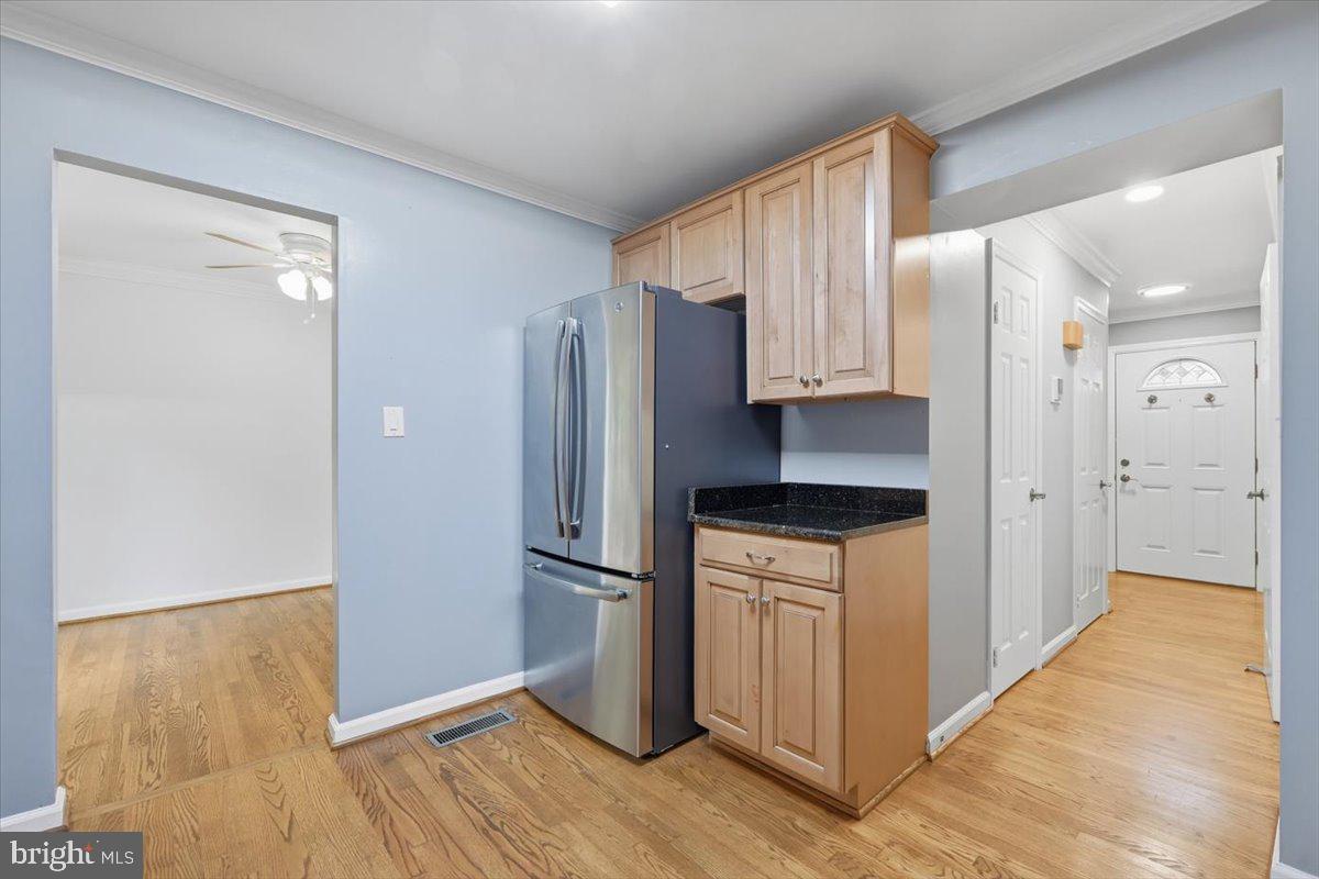 10421 Todman Landing Property Photo 10