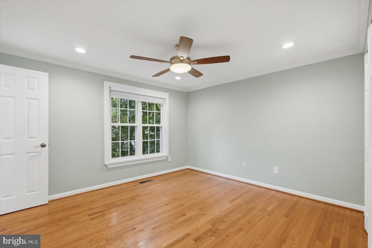 10421 Todman Landing Property Photo 13