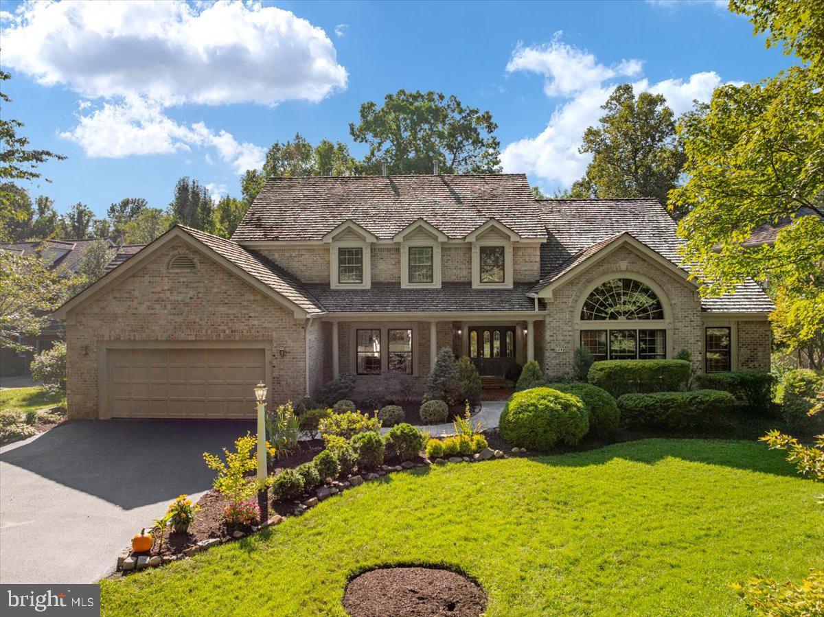 1358 Lake Forest Ct Property Photo 1