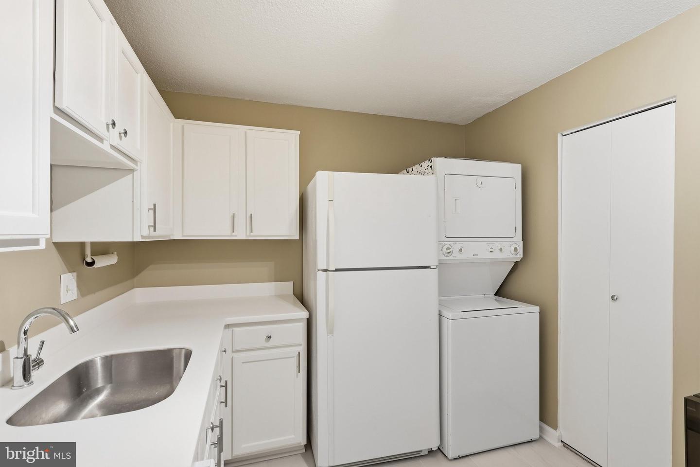 VAFX2341262 Property Photo 9