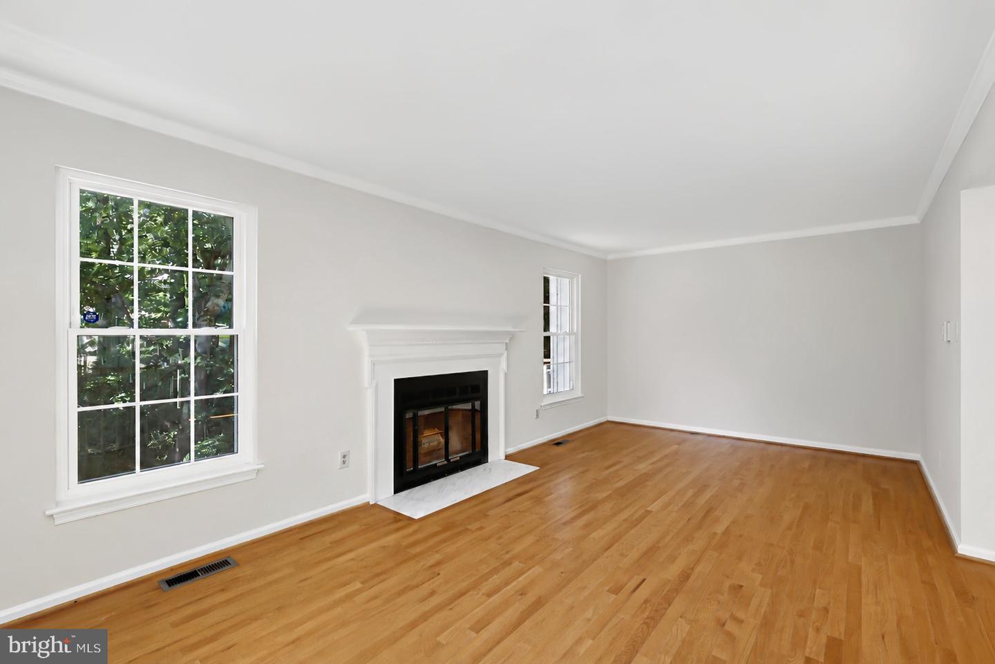 10851 Oak Green Ct Property Photo 7