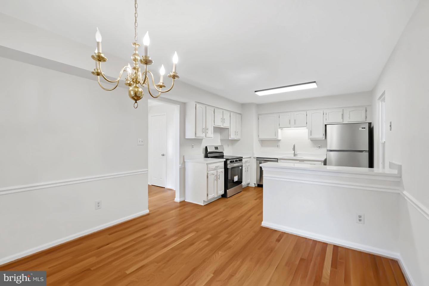 10851 Oak Green Ct Property Photo 13
