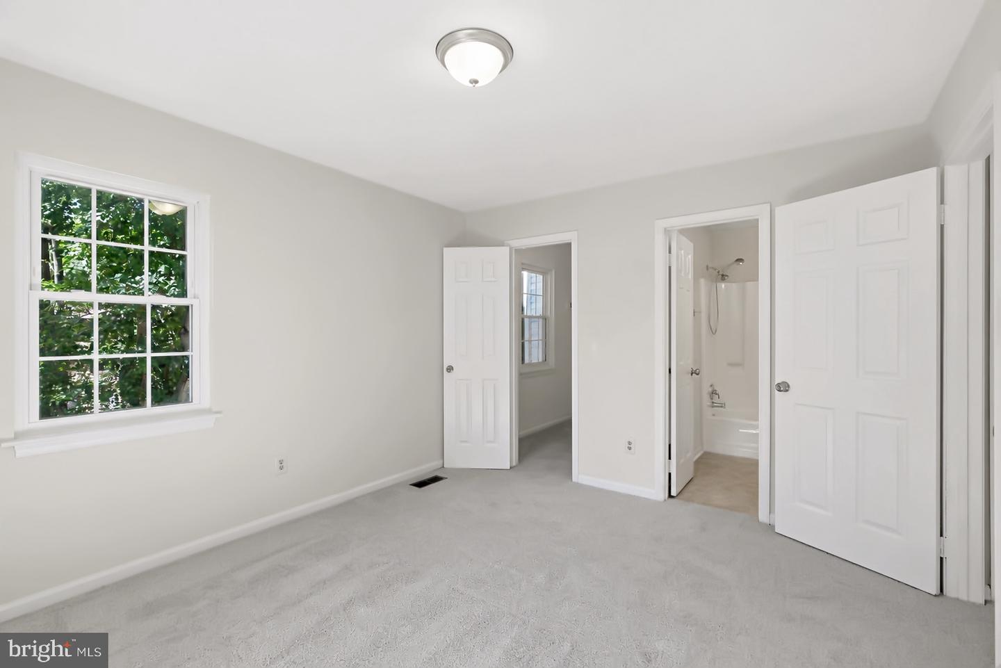 10851 Oak Green Ct Property Photo 21