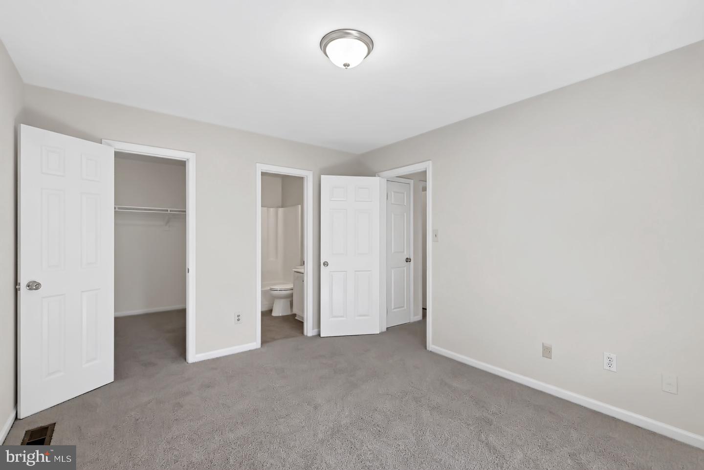 10851 Oak Green Ct Property Photo 22
