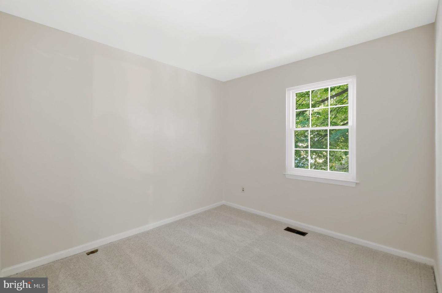 10851 Oak Green Ct Property Photo 28