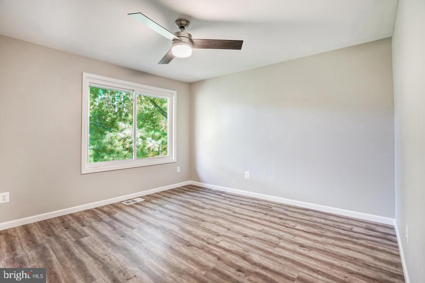 2246 White Cornus Ln Property Photo 15