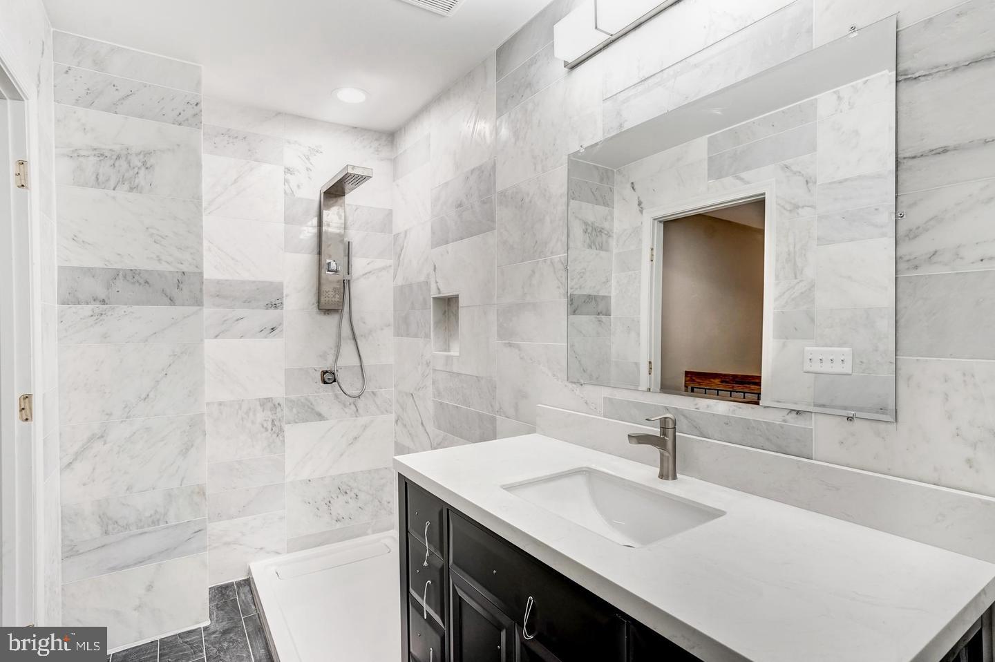 2246 White Cornus Ln Property Photo 17