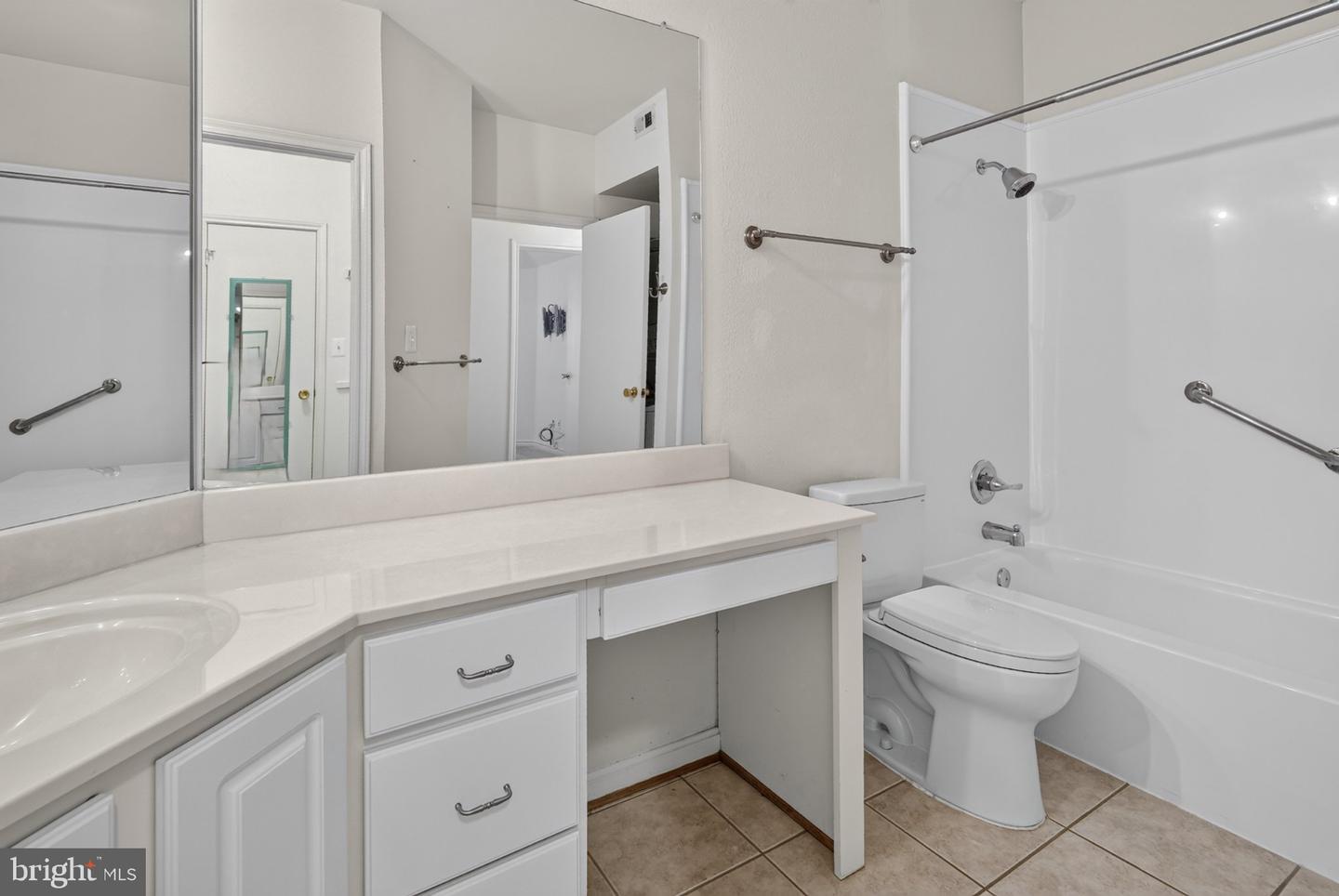 12160 Penderview Ln #1725 Property Photo 12