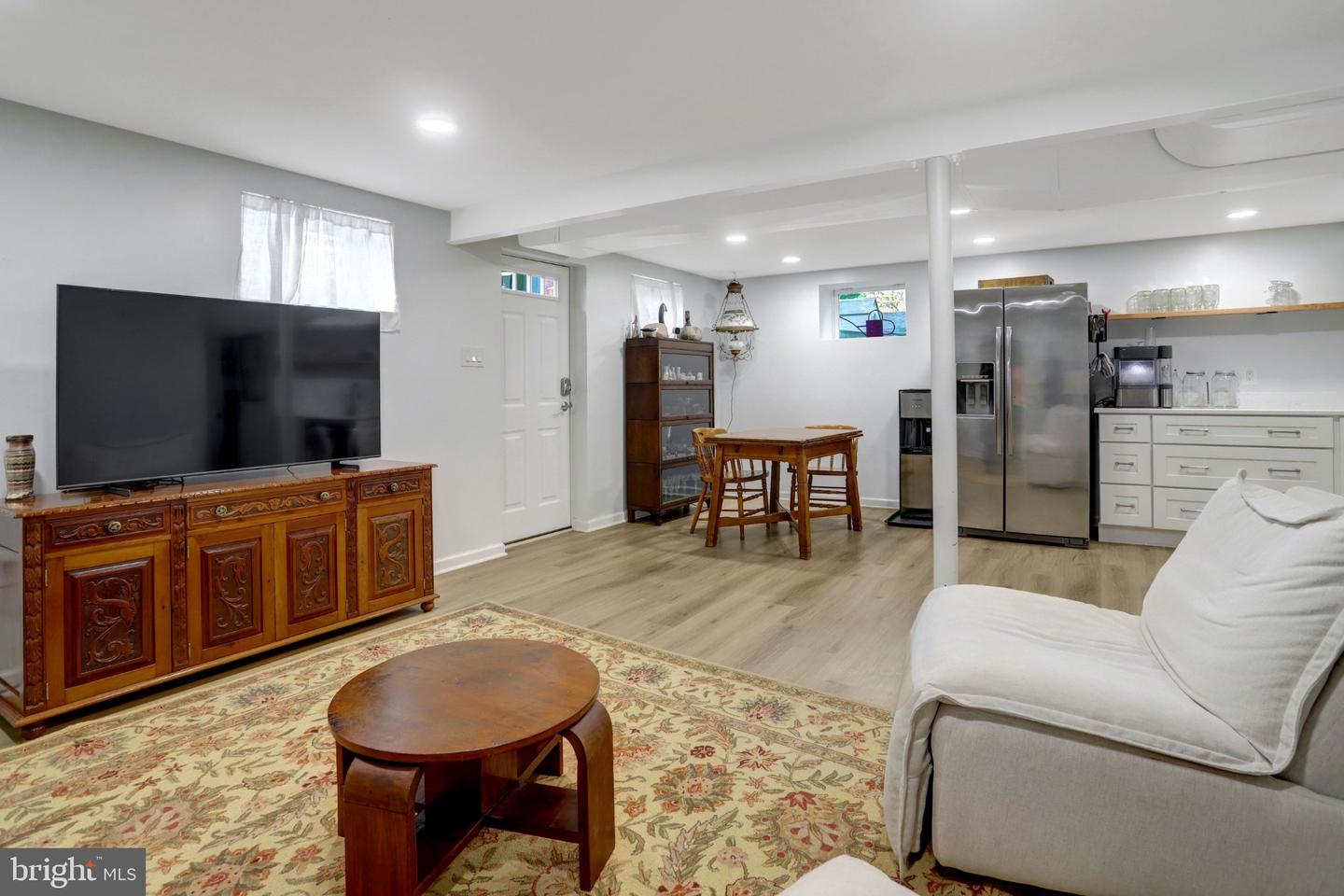 5510 Kings Park Dr Property Photo 14