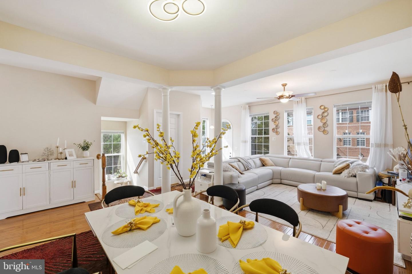 8561 Wyngate Manor Ct Property Photo 16