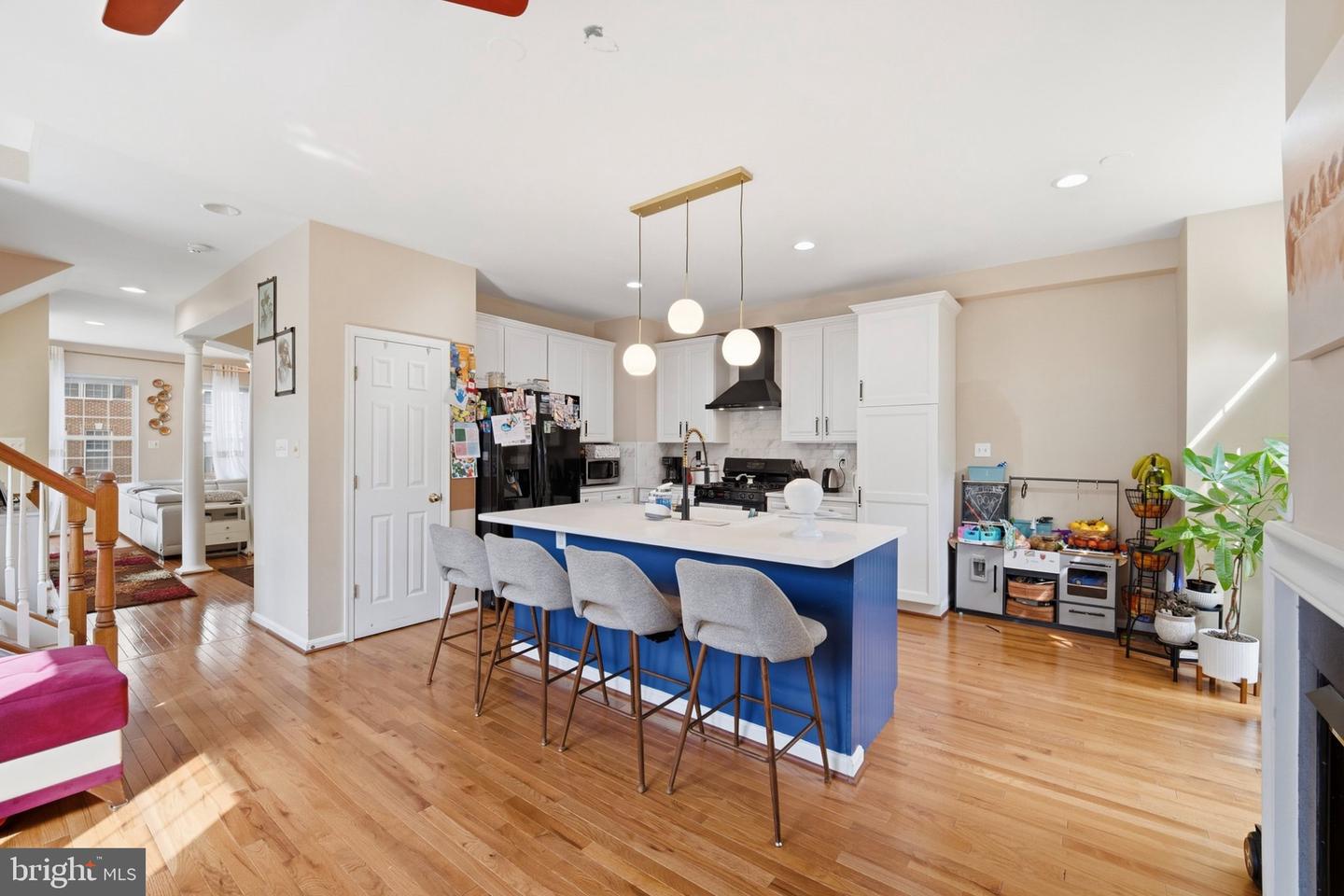 8561 Wyngate Manor Ct Property Photo 17