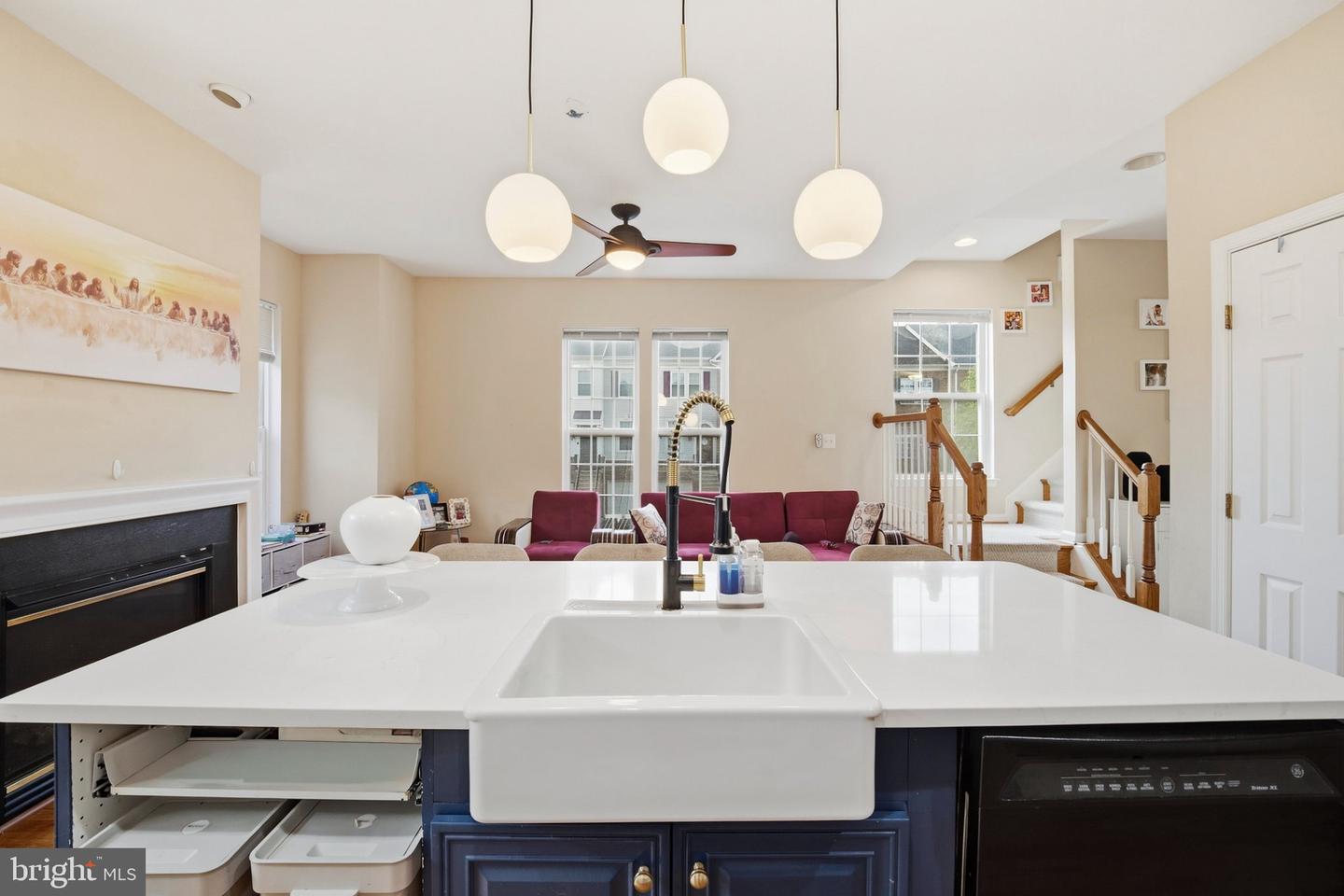 8561 Wyngate Manor Ct Property Photo 24