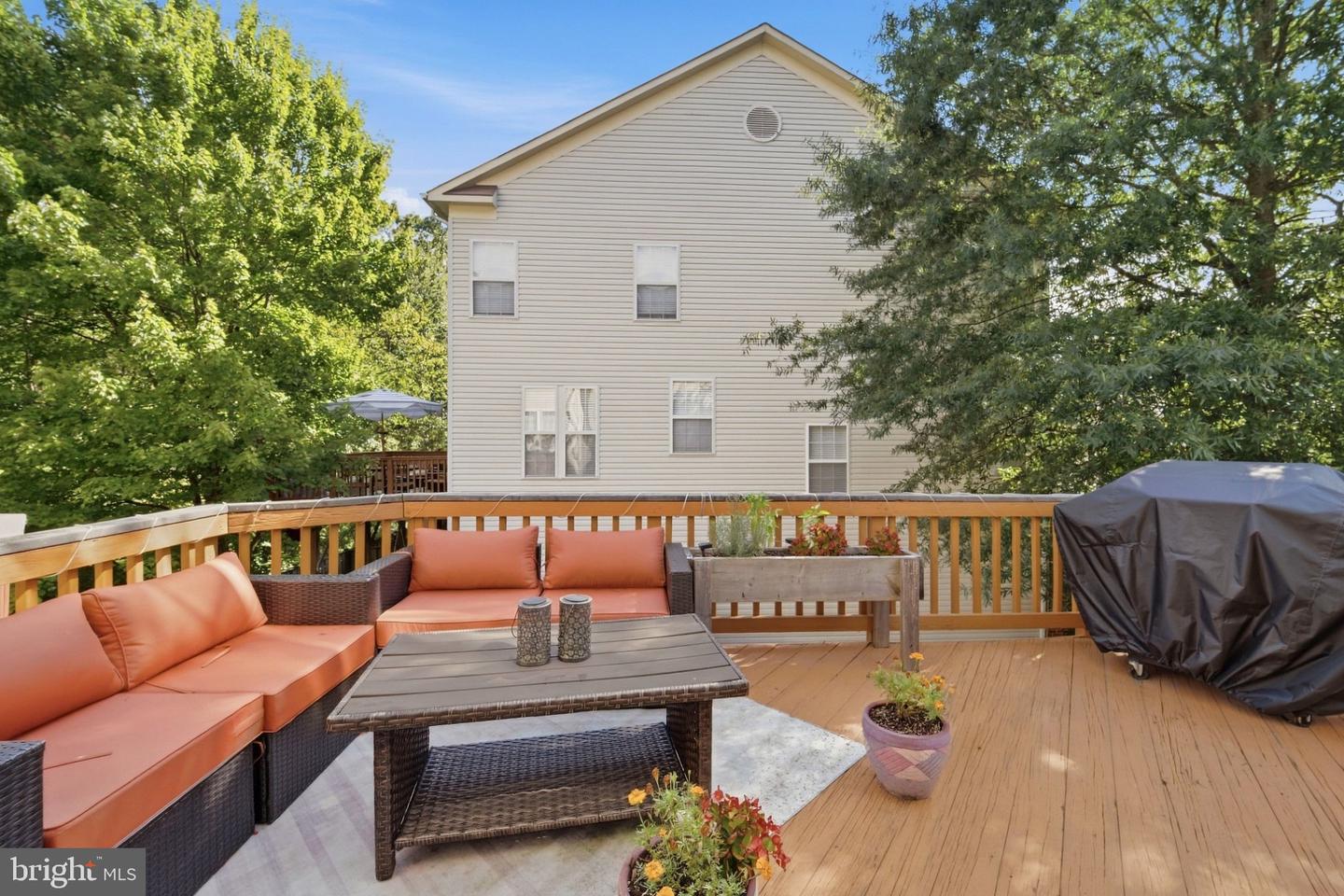 8561 Wyngate Manor Ct Property Photo 28