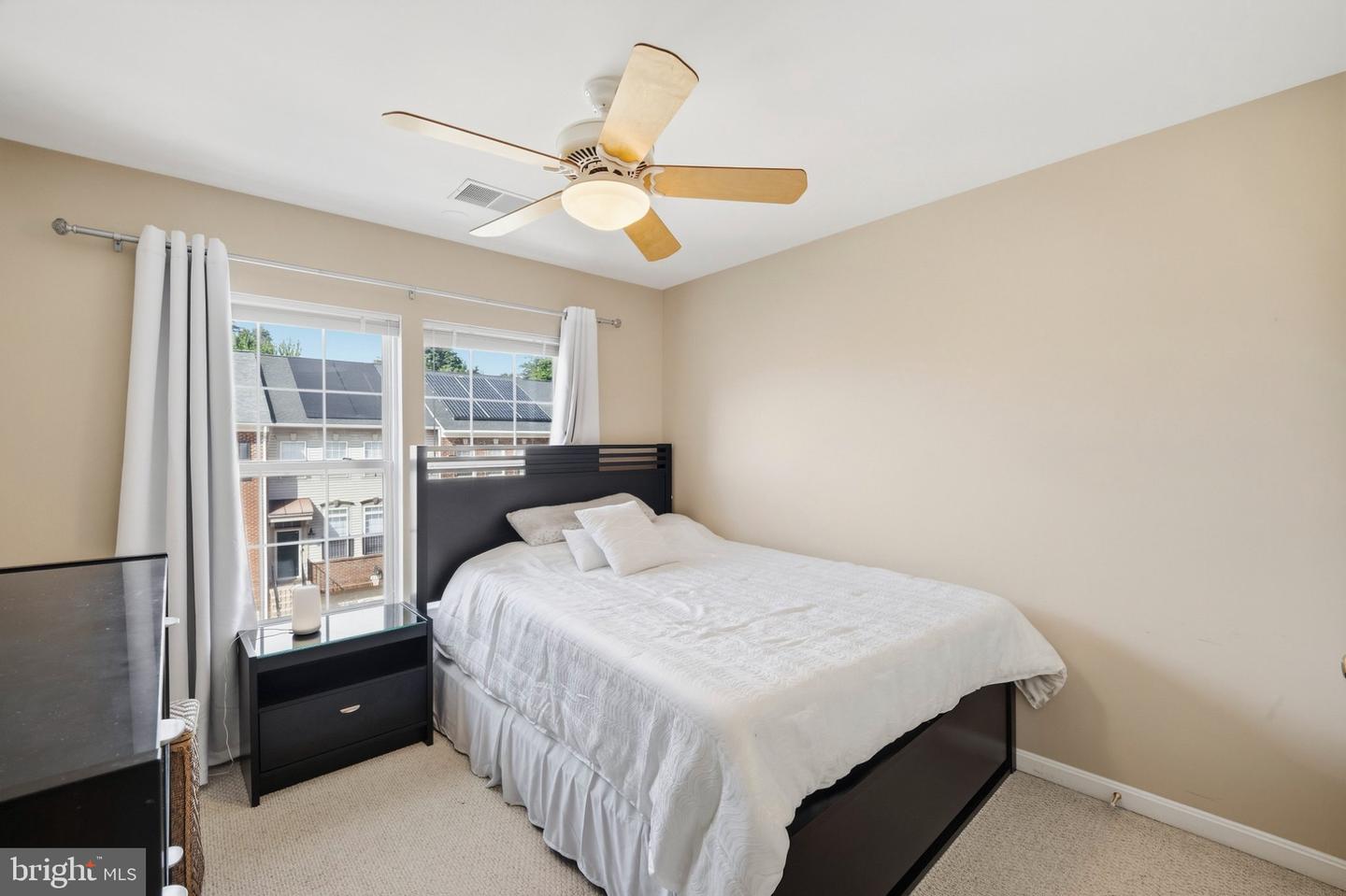 8561 Wyngate Manor Ct Property Photo 32