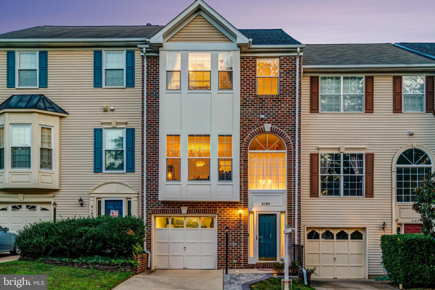 5185 Ballycastle Cir Property Photo 2