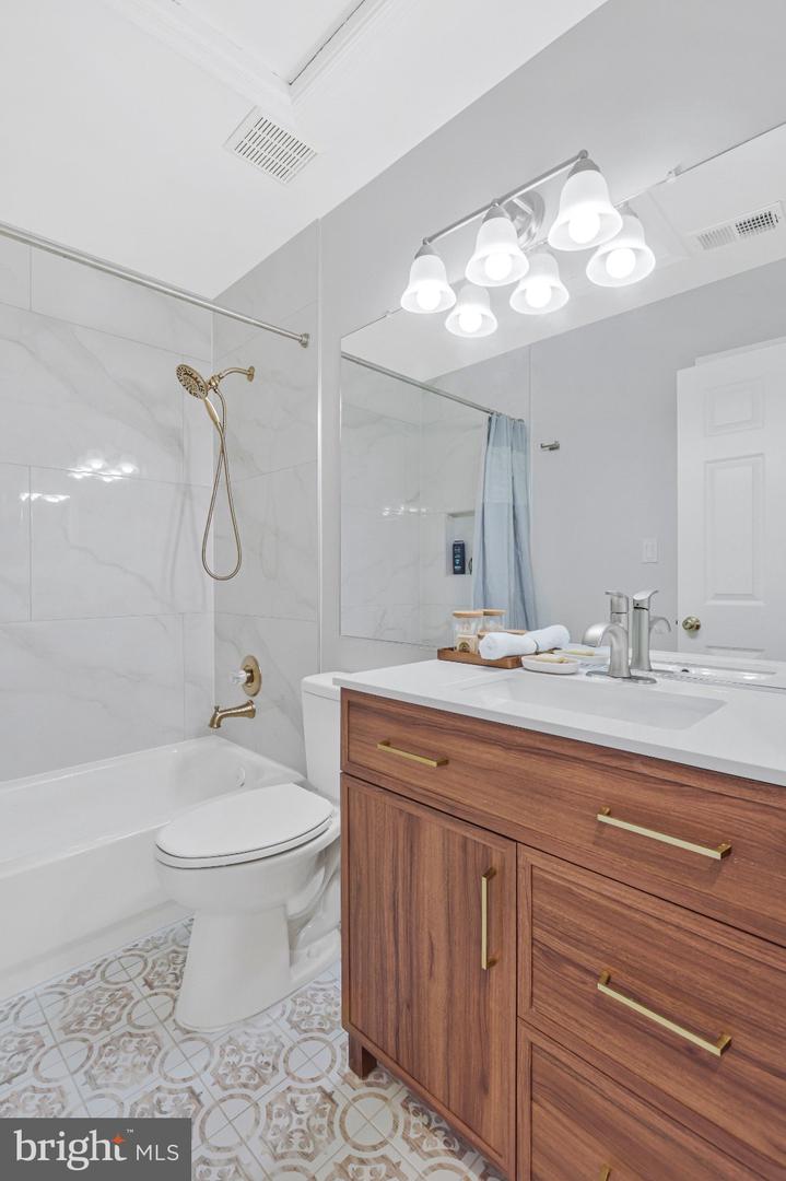 5185 Ballycastle Cir Property Photo 35