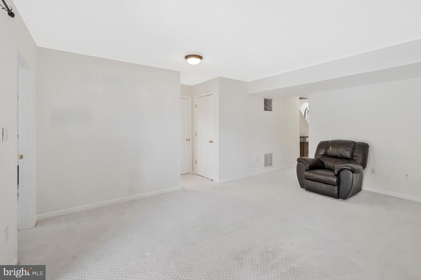 5185 Ballycastle Cir Property Photo 36