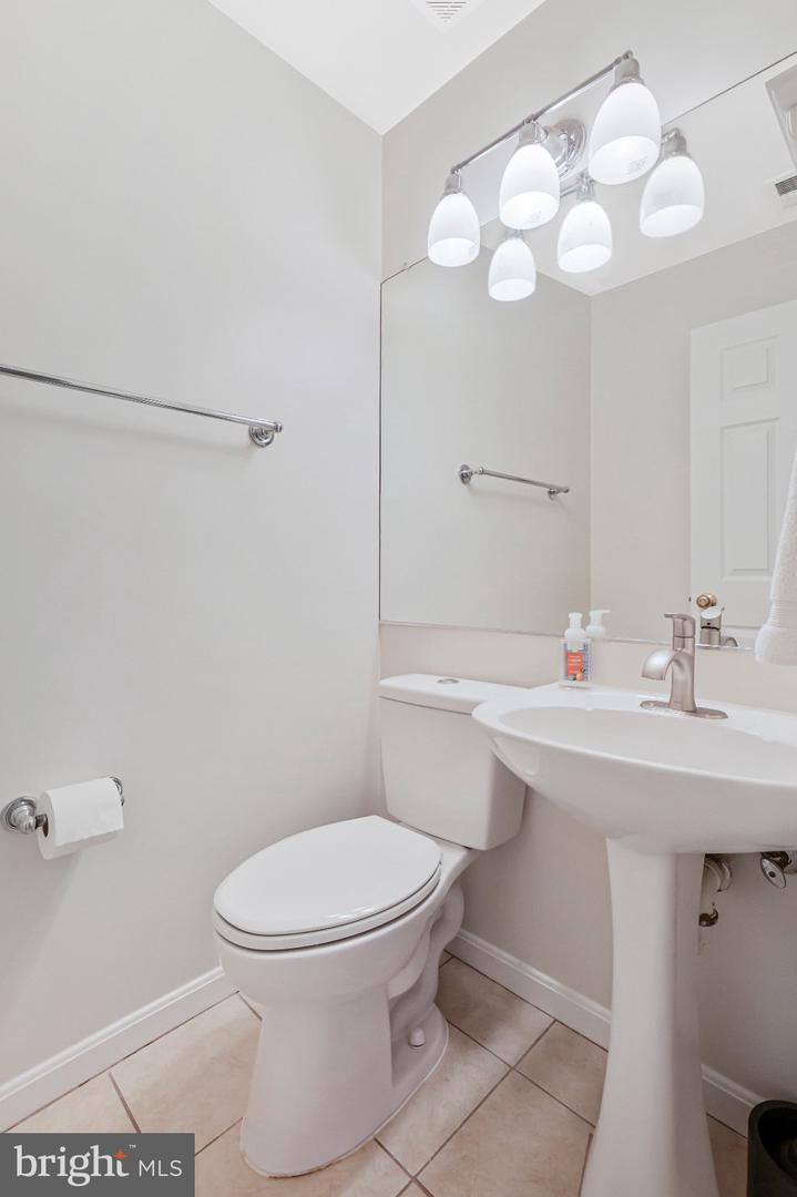 5185 Ballycastle Cir Property Photo 40
