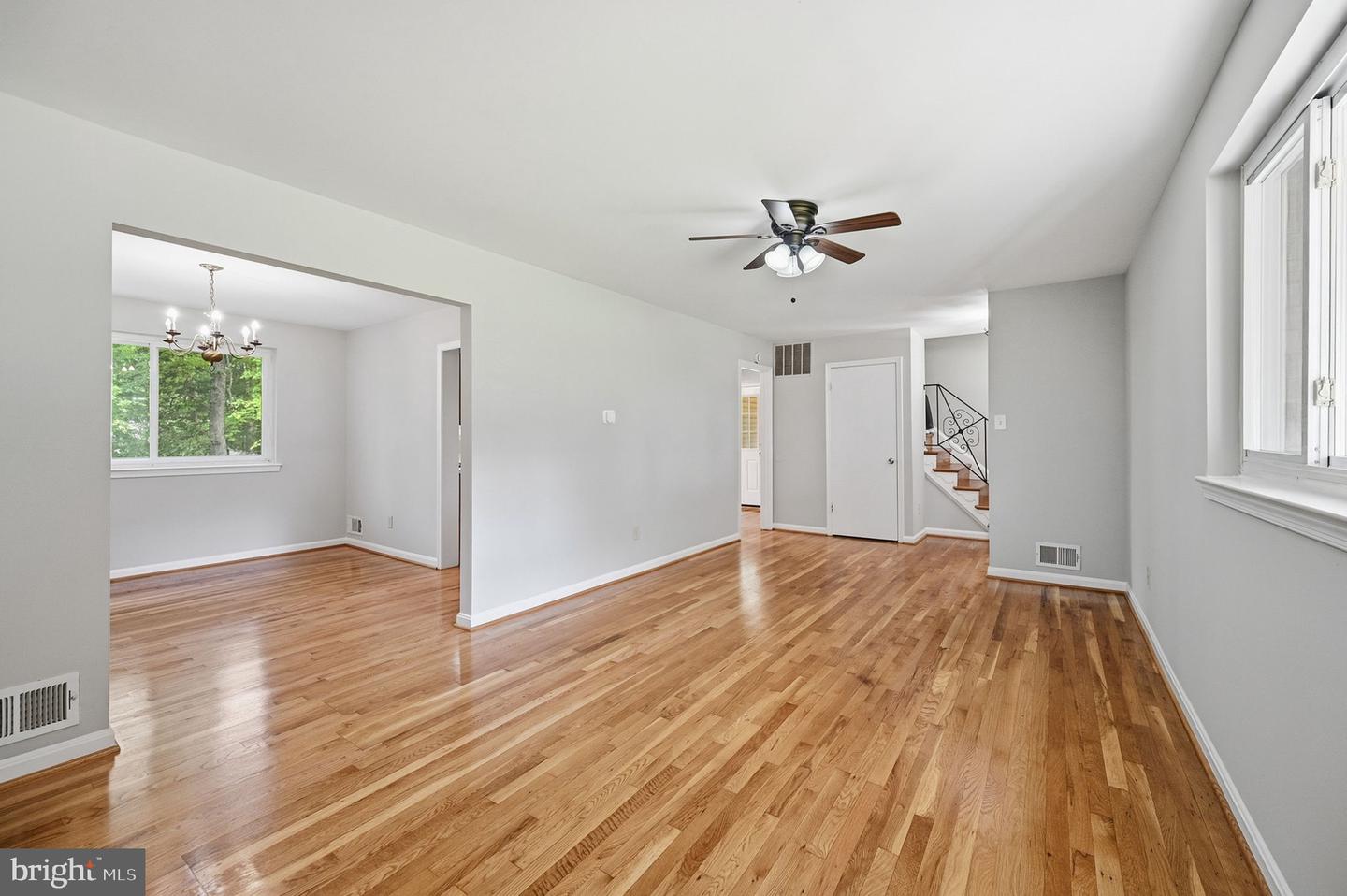 8608 Parliament Dr Property Photo 8